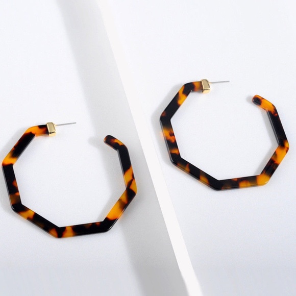 BaubleBar Jewelry - BaubleBar Tortoiseshell Acrylic Hoops